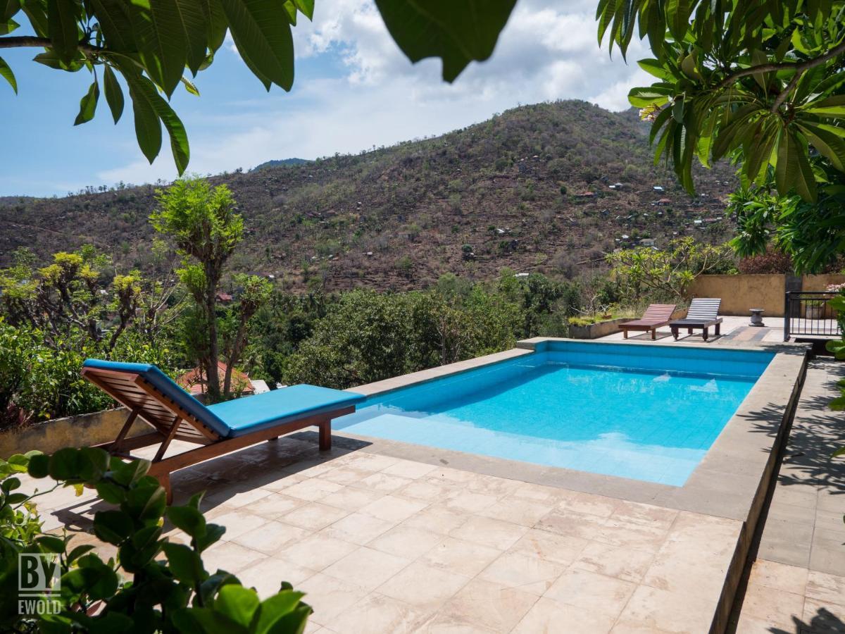 Anugerah Villas Amed Exterior foto
